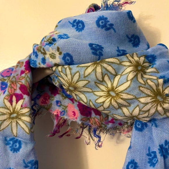 Blue Floral Scarf - Picture 5 of 5